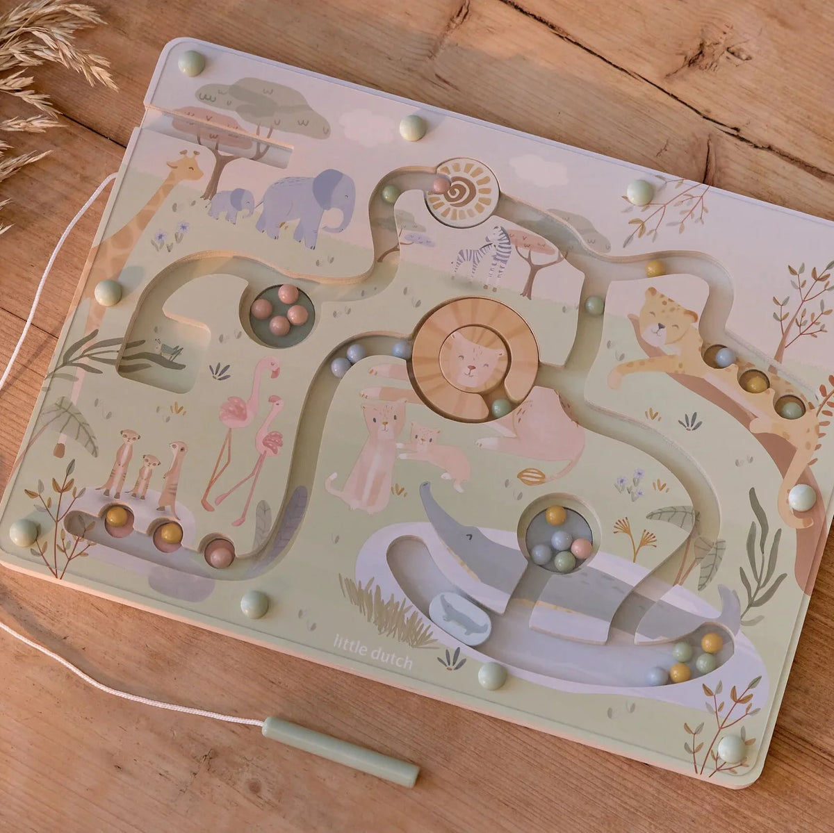 Little Dutch labirint magnetic din lemn FSC 18m+ Safari Friends