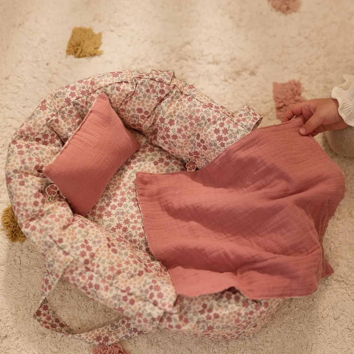 Little Dutch Babynest pentru papusi 3 ani+ Pink