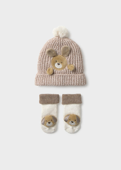 Mayoral set caciula si manusi unisex 0-18 luni Bej-maro melanj cu iepuras si ursulet