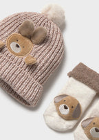 Mayoral set caciula si manusi unisex 0-18 luni Bej-maro melanj cu iepuras si ursulet