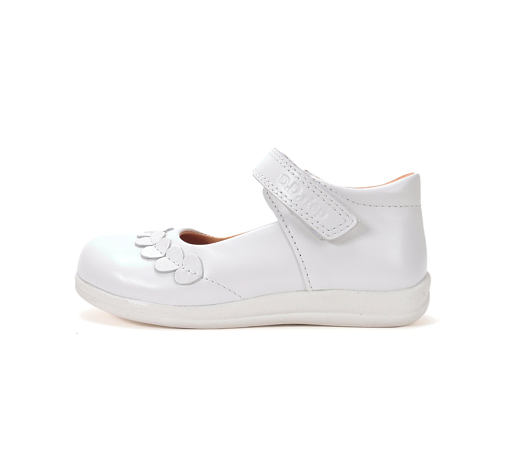 D.D.Step pantofi fete decupati 26-31 White cu inimioare aplicate