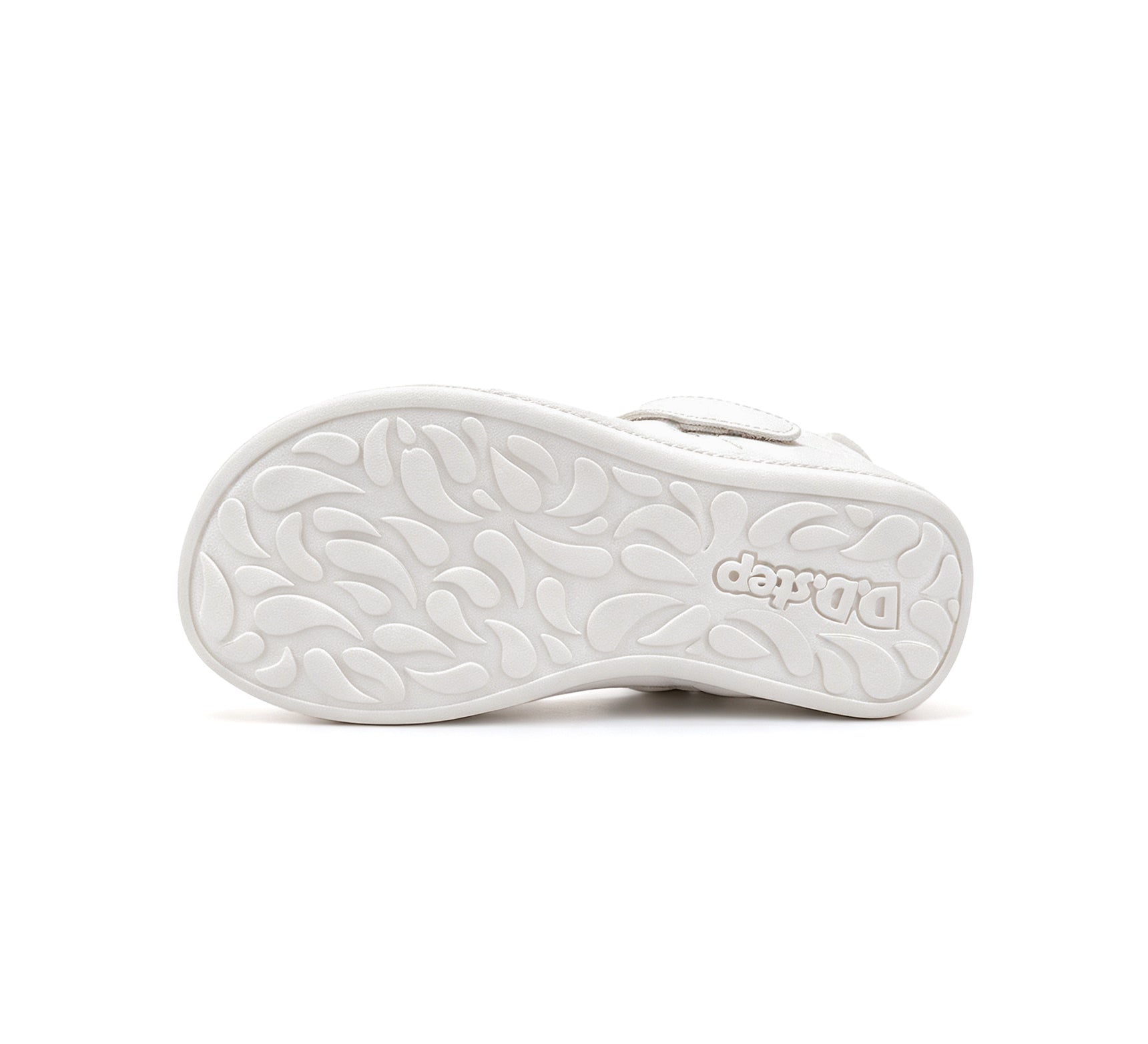 D.D.Step pantofi fete decupati 26-31 White cu inimioare aplicate