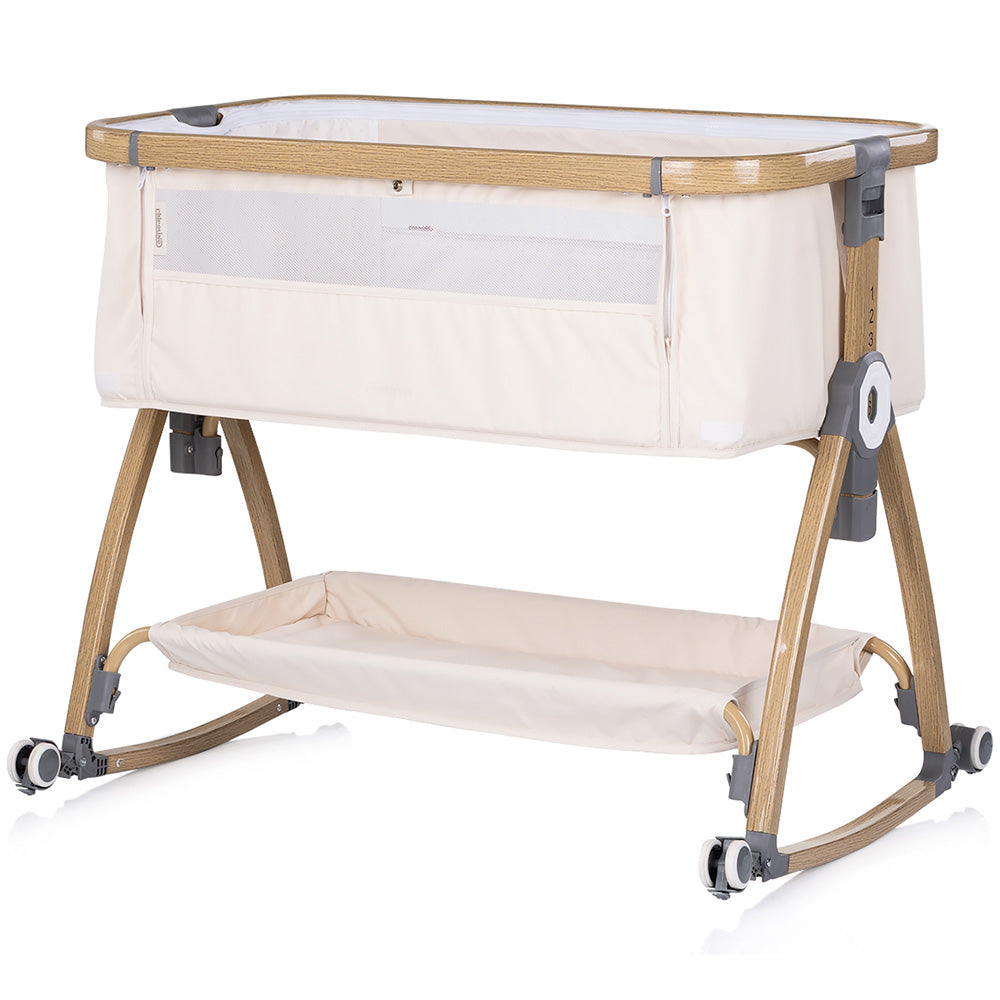 Chipolino Patut co-sleeper Charisma cu laterala culisanta 0m+ Cashmere wood