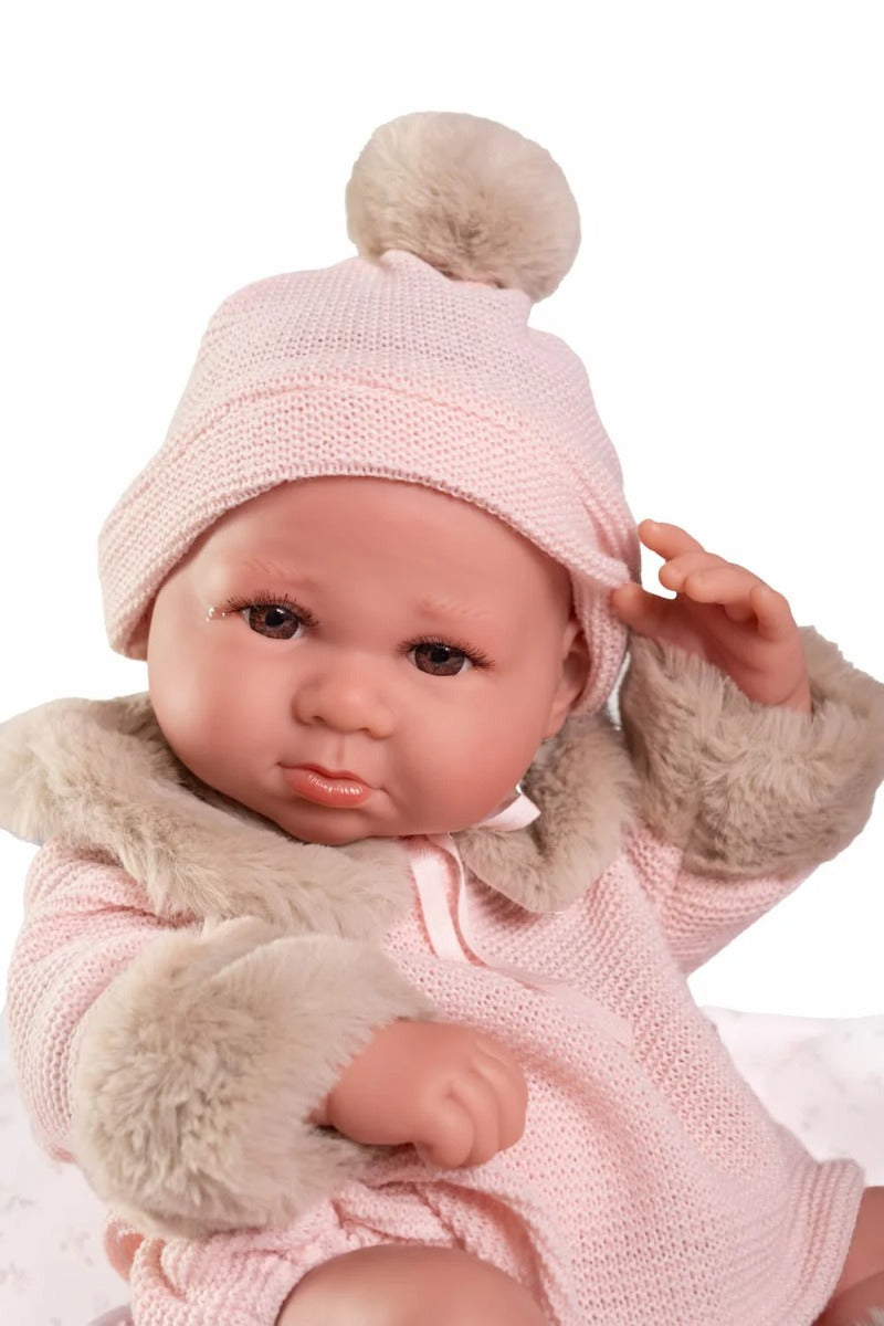 Antonio Juan papusa din vinil Luca sexata si cu paturica cu flori 42 cm 3 ani+ 