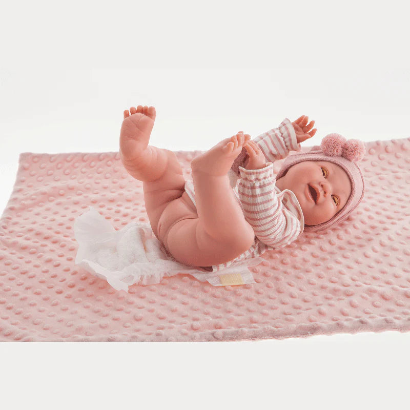 Antonio Juan papusa Mia care face pipi 42 cm 3 ani+