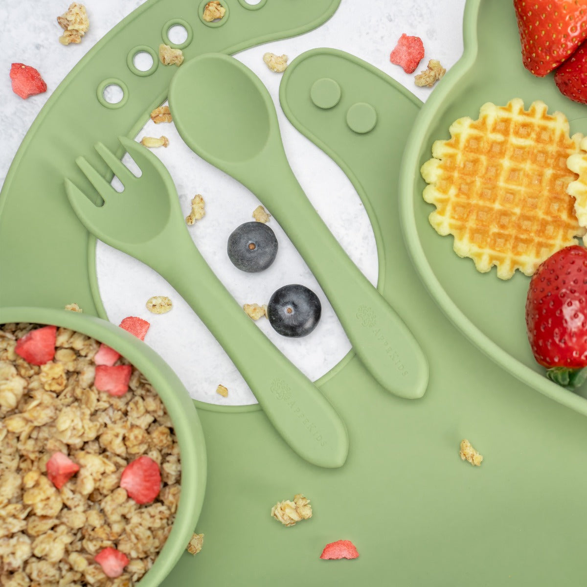 AppeKids set diversificare Panda din silicon 6m+ Raw Green