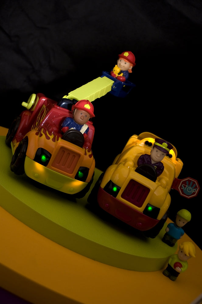 B.Toys autobuz cu lumini si sunete 18m+ 07