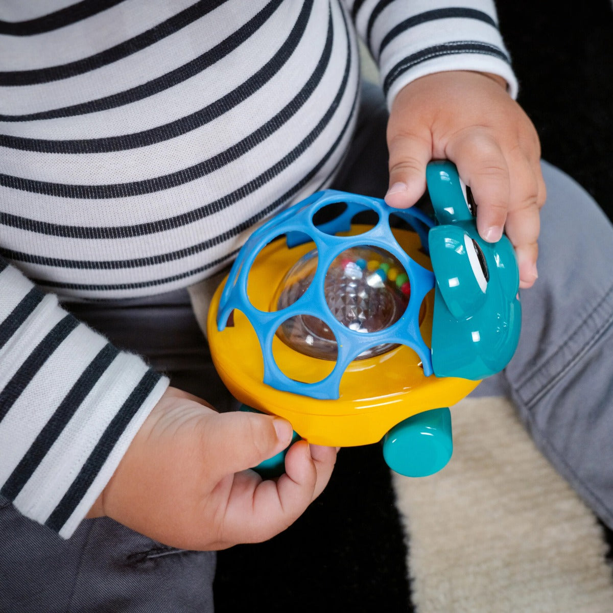 Baby Einstein masinuta cu zornaitoare Curious Car Neptune Oball 3m+