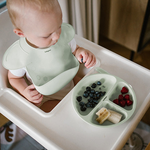Baby Ono baveta silicon cu prindere reglabila 6m+ Menta