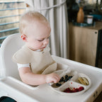 Baby Ono farfurie compartimentata cu ventuza 6m+ Cream