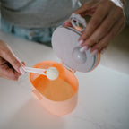 Baby Ono recipient portabil lapte praf si hrana 240 ml 0m+ Piersica