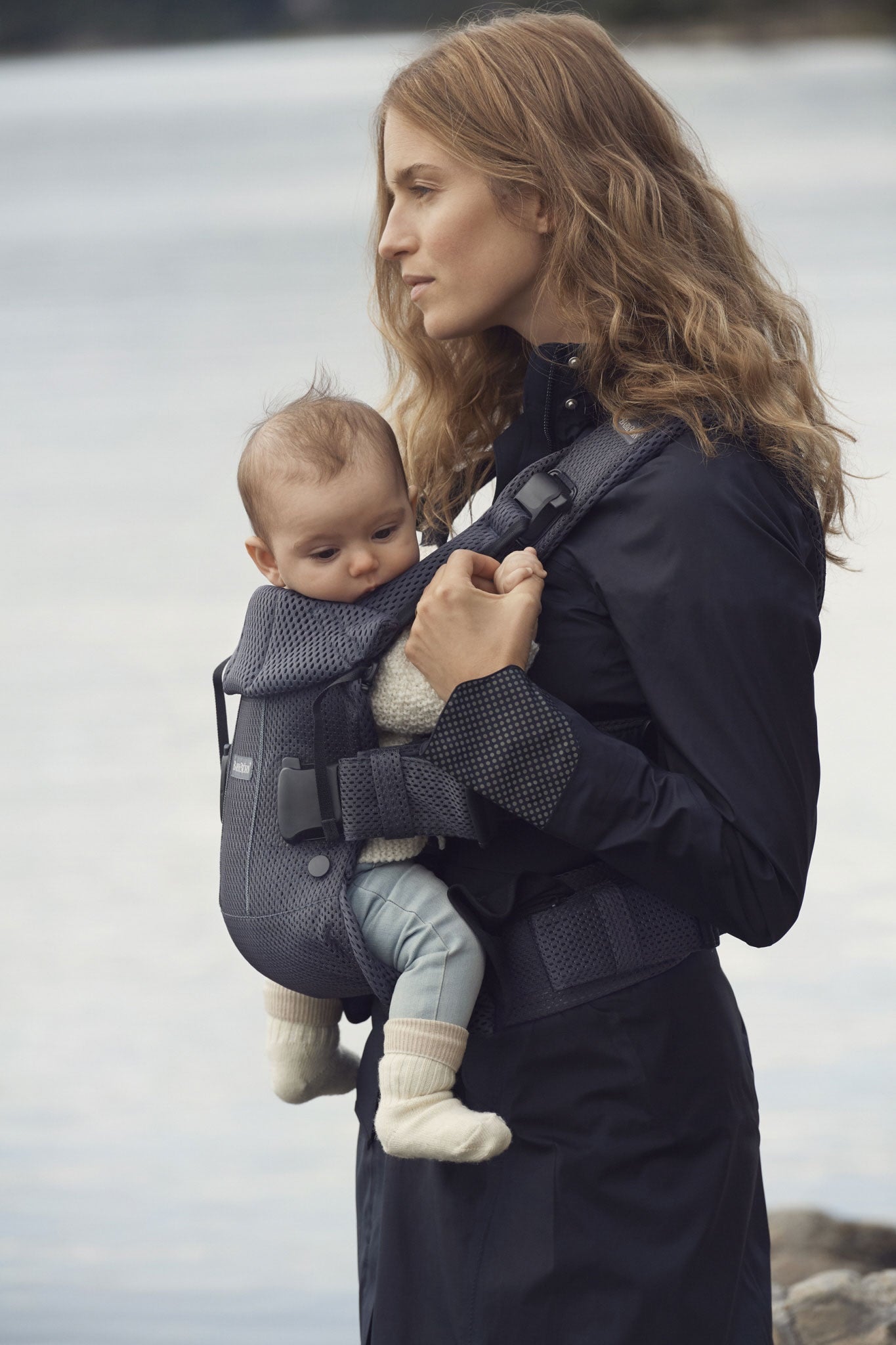BabyBjorn marsupiu anatomic One Air Anthracite 3D Mesh 04