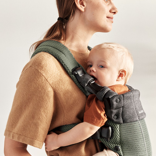 BabyBjorn marsupiu anatomic Harmony pentru 3.2 -15 kg 3D Mesh, Dark Green Imagine secundară a produsului