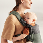 BabyBjorn marsupiu anatomic Harmony pentru 3.2 -15 kg 3D Mesh, Dark Green