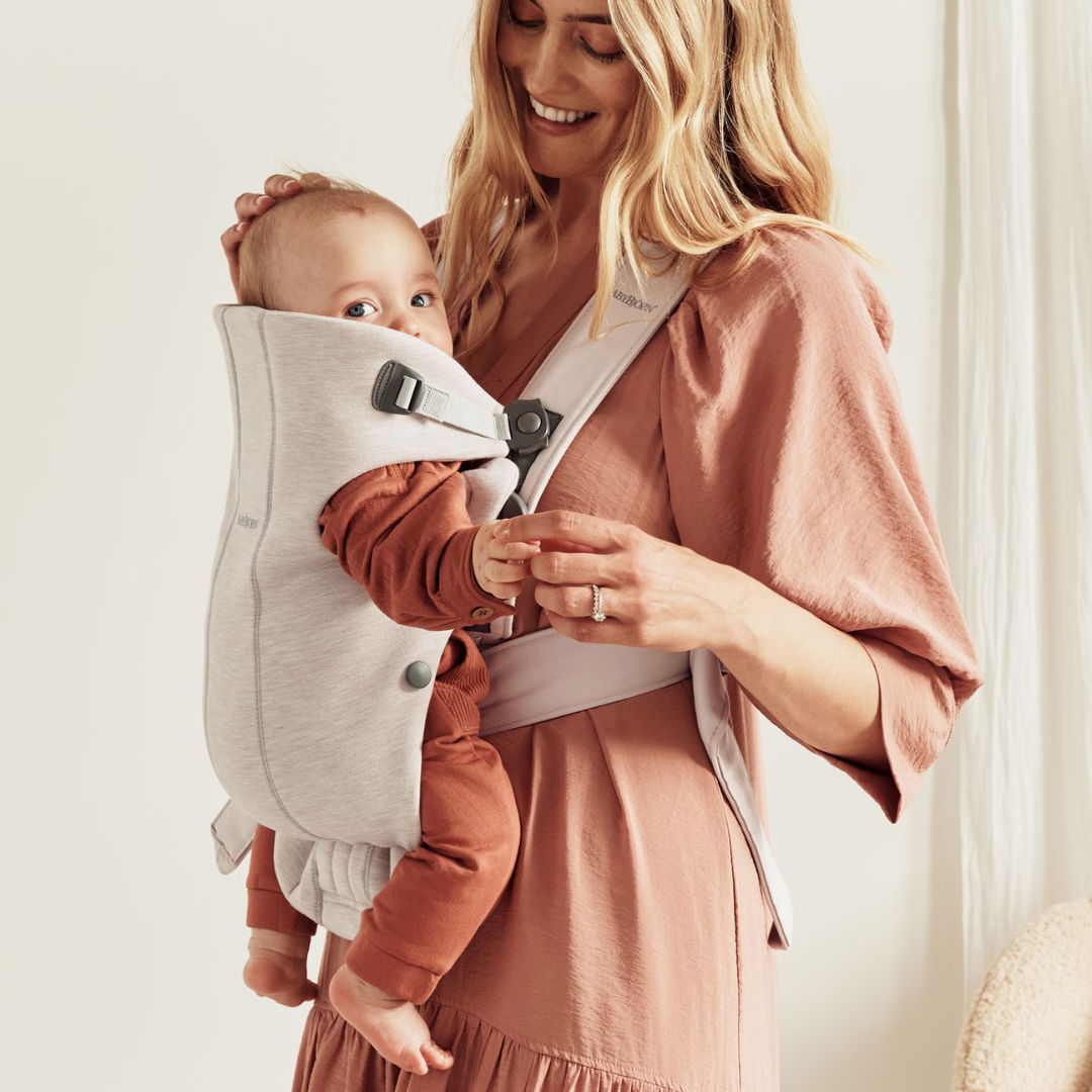 BabyBjorn marsupiu anatomic Mini pentru 3.2 -11 kg Light Beige, 3D Jersey