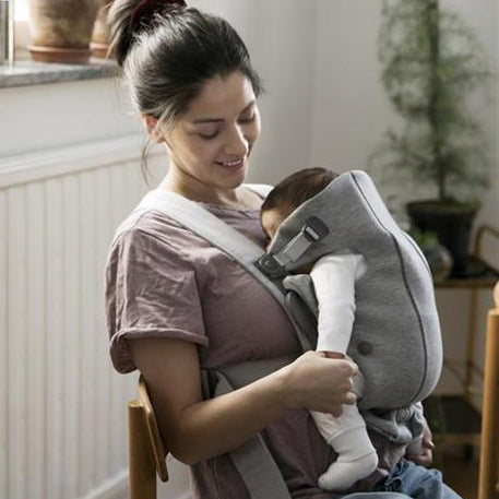 BabyBjorn marsupiu anatomic Mini Light Grey 3D Jersey 10