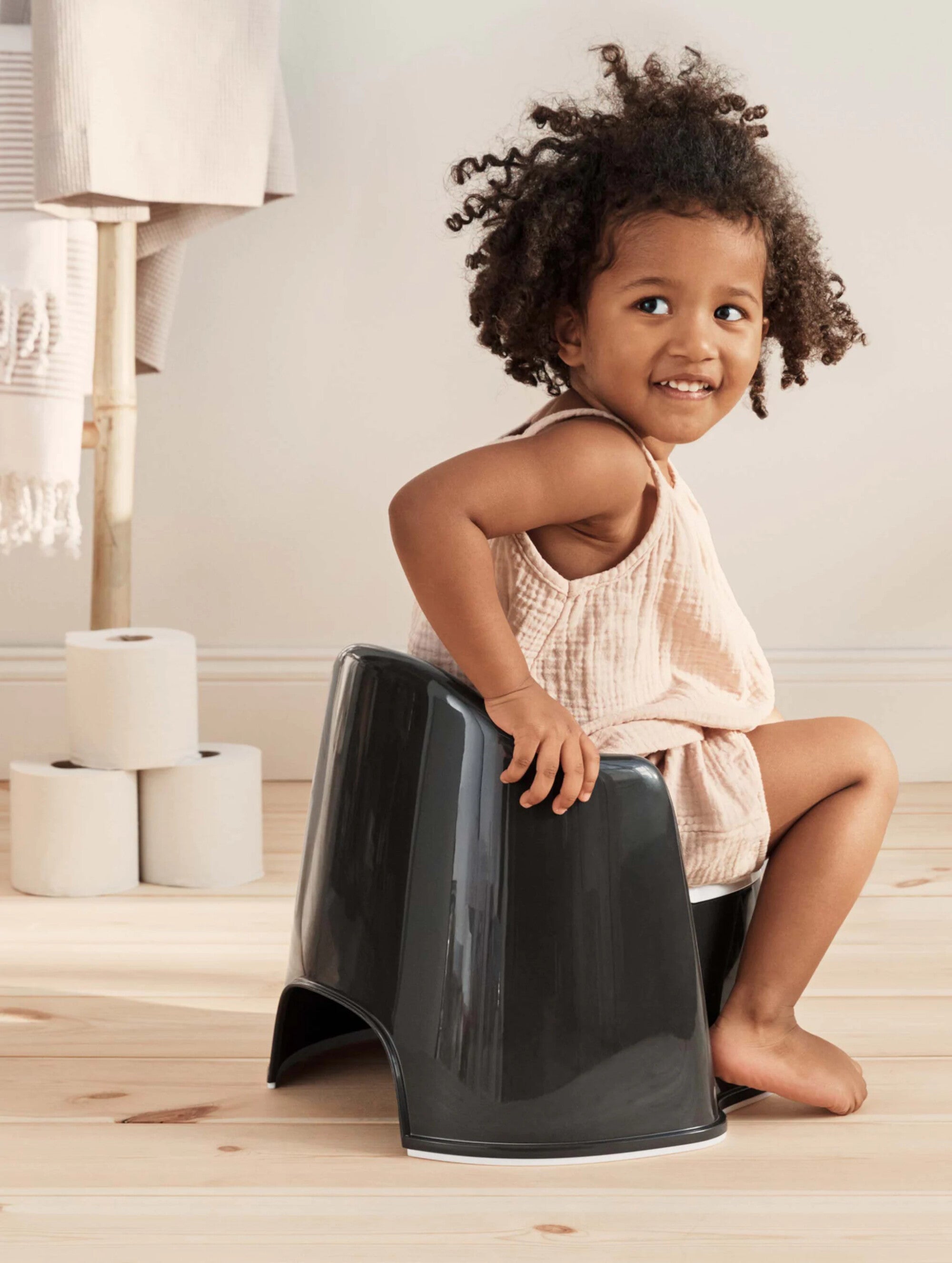 BabyBjorn olita cu protectie spate Potty Chair 12m+ 02