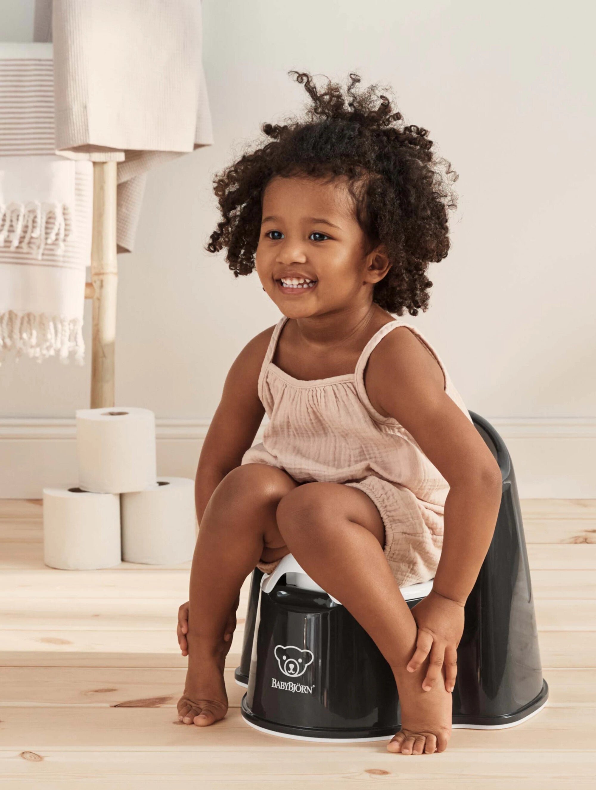 BabyBjorn olita cu protectie spate Potty Chair 12m+ 08
