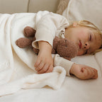 Baby Ono patura moale cu jucarie plus 75x100 cm Crem cu ursulet