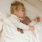 Baby Ono patura moale cu jucarie plus 75x100 cm Crem cu ursulet
