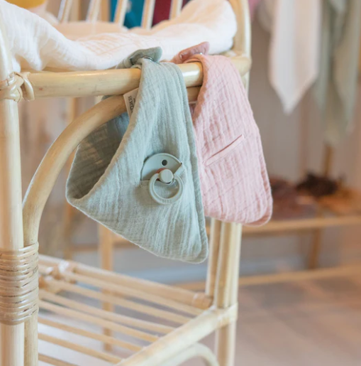 Bibs baveta muselina cu suport suzeta 0m+, Blush Imagine secundară a produsului