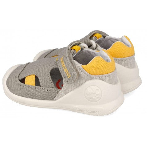 Biomecanics sandale baieti Barefoot First Steps din panza canvas 18-24 Pique Beige Y Amarillo