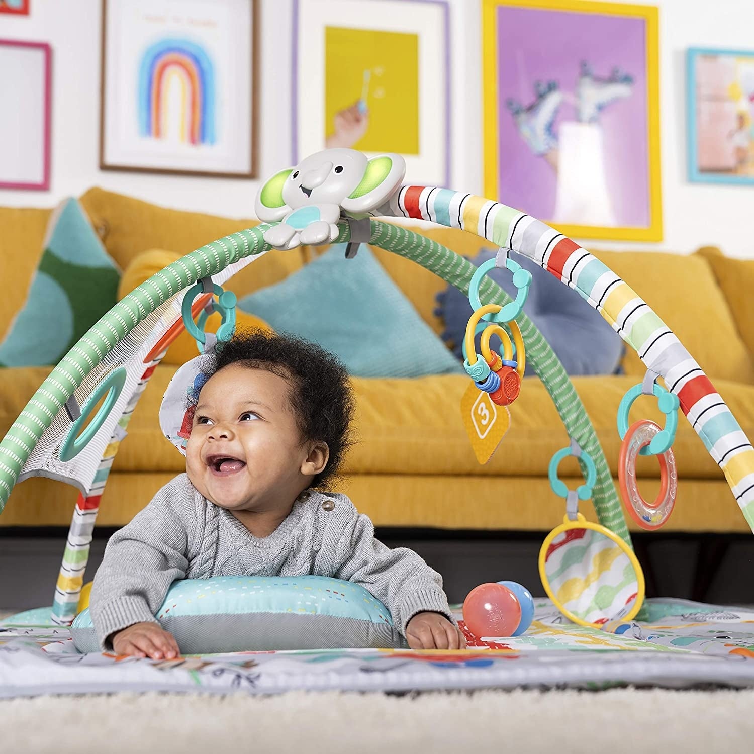 Bright Starts covor de joaca 5in1 Gym & Ball Pit 12