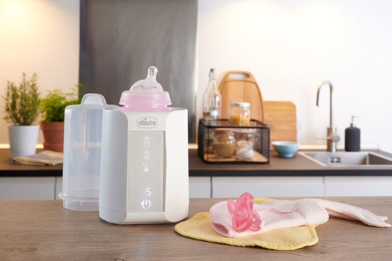 Chicco incalzitor digital electric si sterilizator 2in1