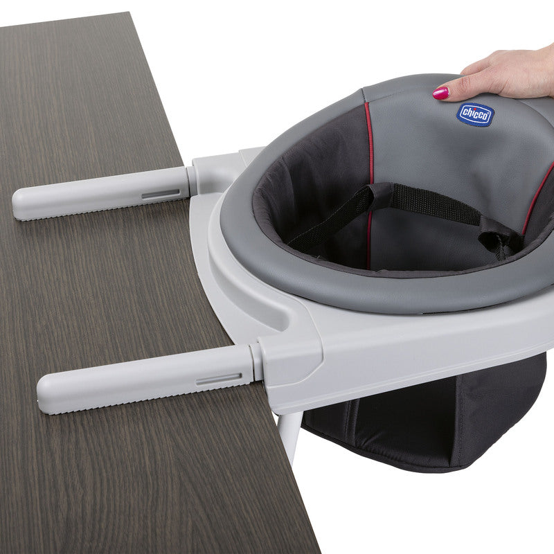 Chicco scaun atasabil la masa 360 grade 6m+