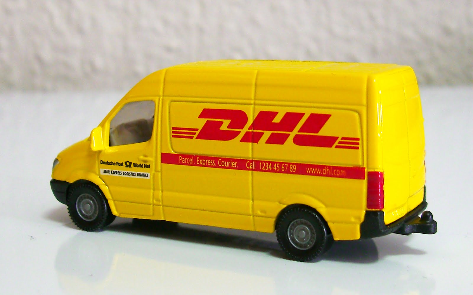 Siku Jucarie masinuta Postala DHL Post Van 3 ani+ Imagine principală a produsului