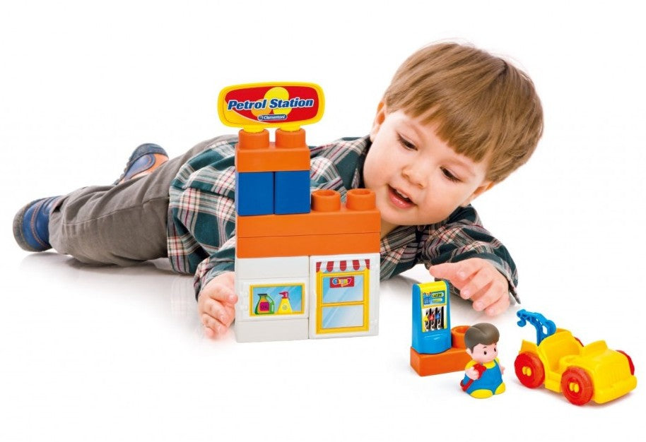 Clementoni jucarie Clemmy Plus - set benzinarie 03