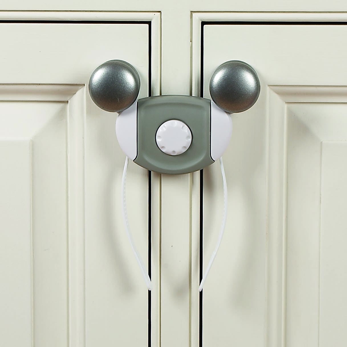 Clippasafe protectie pentru dulapuri cu manere 1 buc 72-5 03