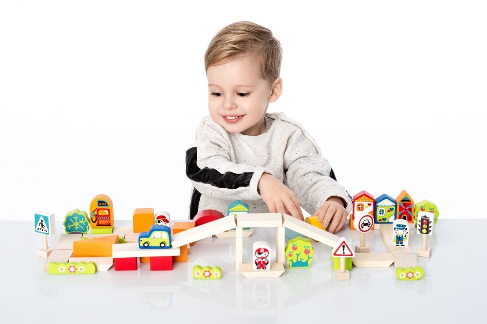Cubika jucarie din lemn kit de constructie baietei 18m+ 13913 03