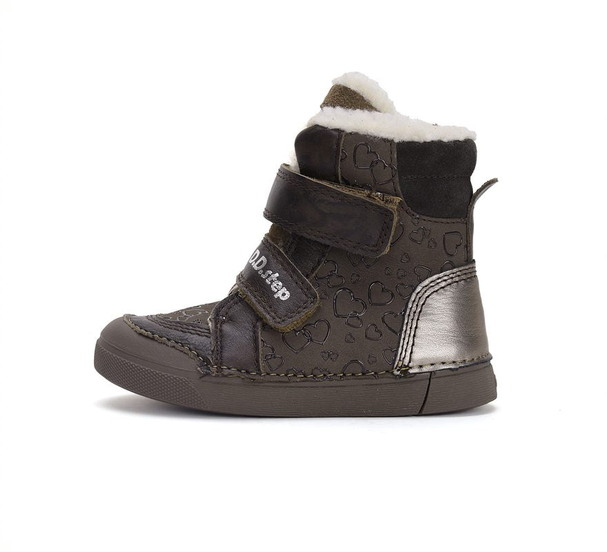 D.D.Step ghete fete imblanite 31-36 Chocolate cu inimioare