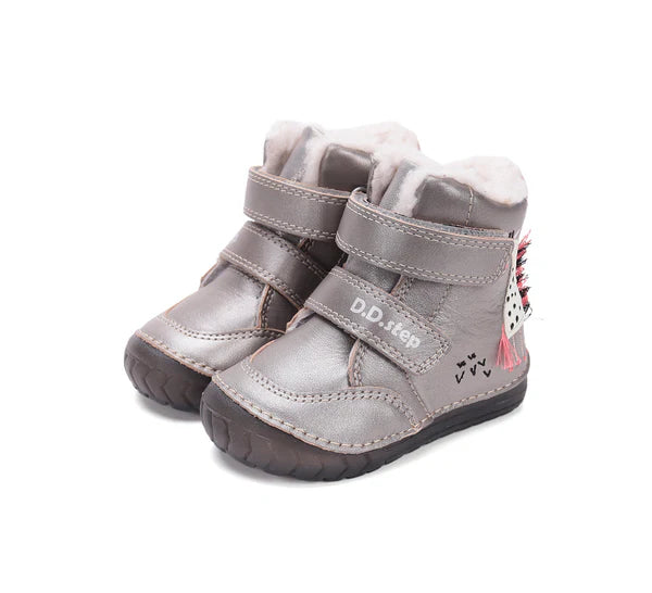 D.D.Step ghete fete imblanite cu talpa fluorescenta 19-24 Bronze cu girafa