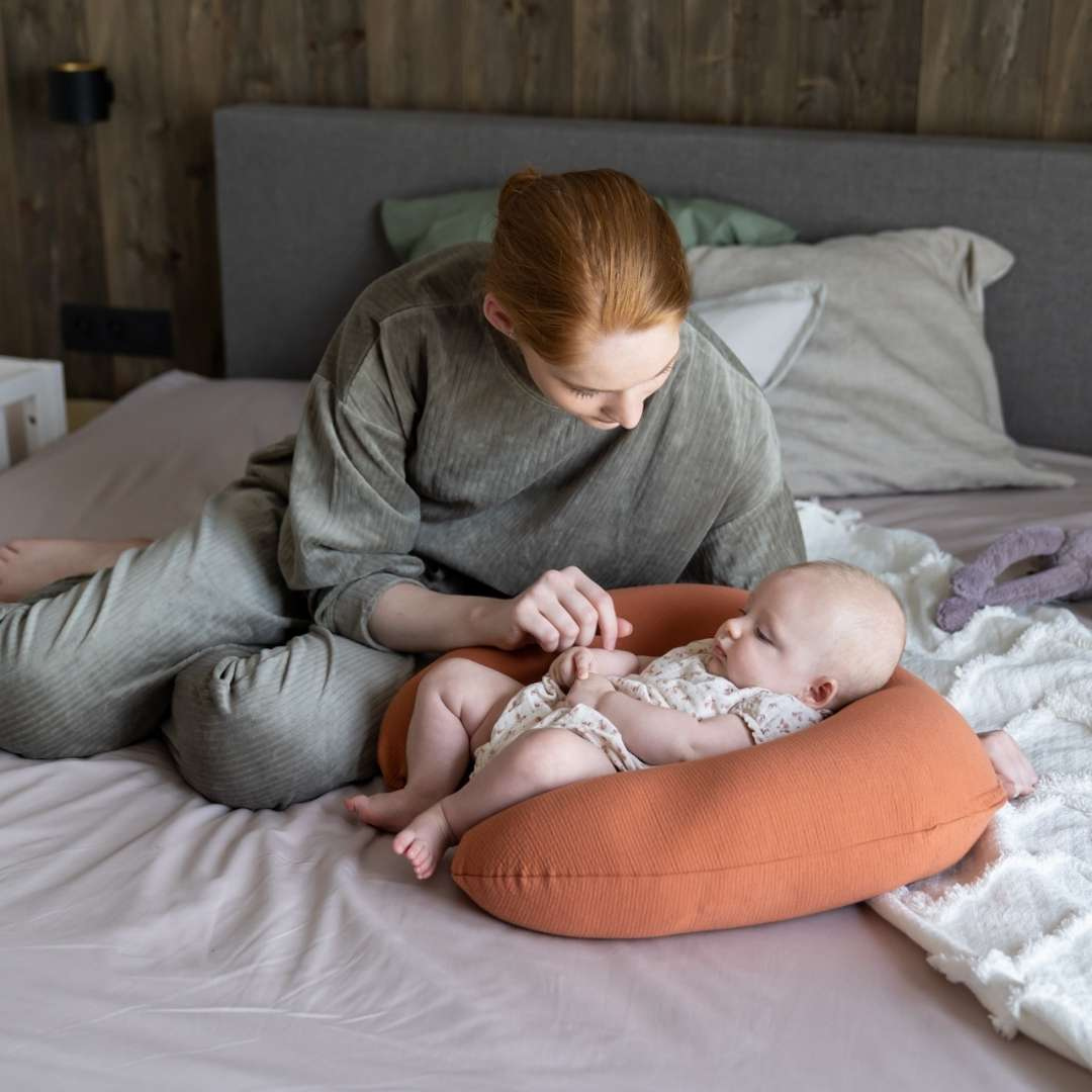 Doomoo perna pentru alaptat 2in1 Softy Tetra Jersay Terracotta