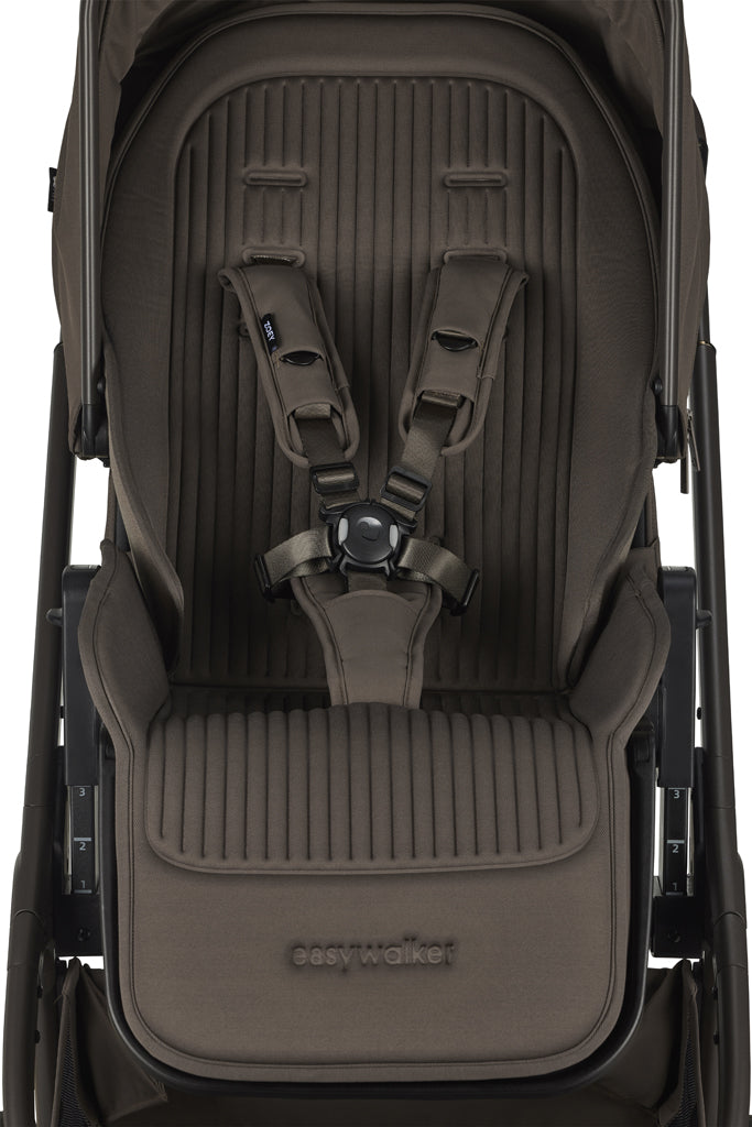 Easywalker carucior 4in1 ZOEY + CBX By CYBEX Aton B2 i-Size + baza Chestnut Brown