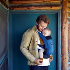 Ergobaby marsupiu AWAY 4-36 luni (5,4 - 15,9 kg) Midnight Blue
