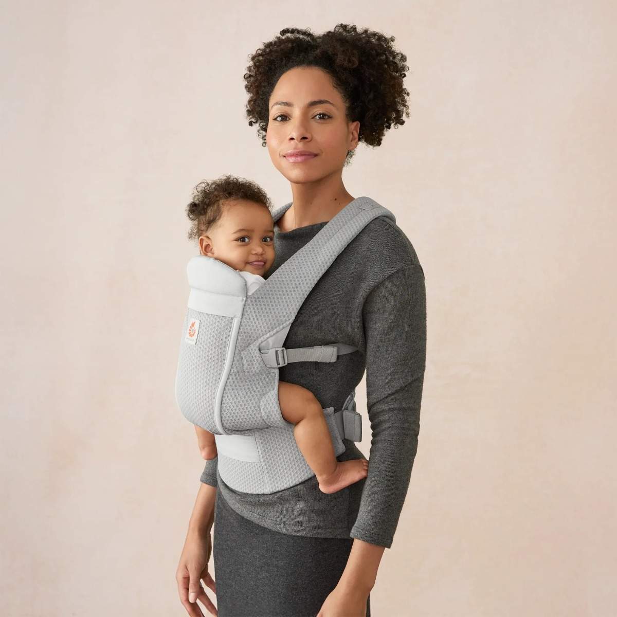 Ergobaby marsupiu Omni Lite 0-24 luni (3,2 - 15.9 kg) Mesh Pearl Grey