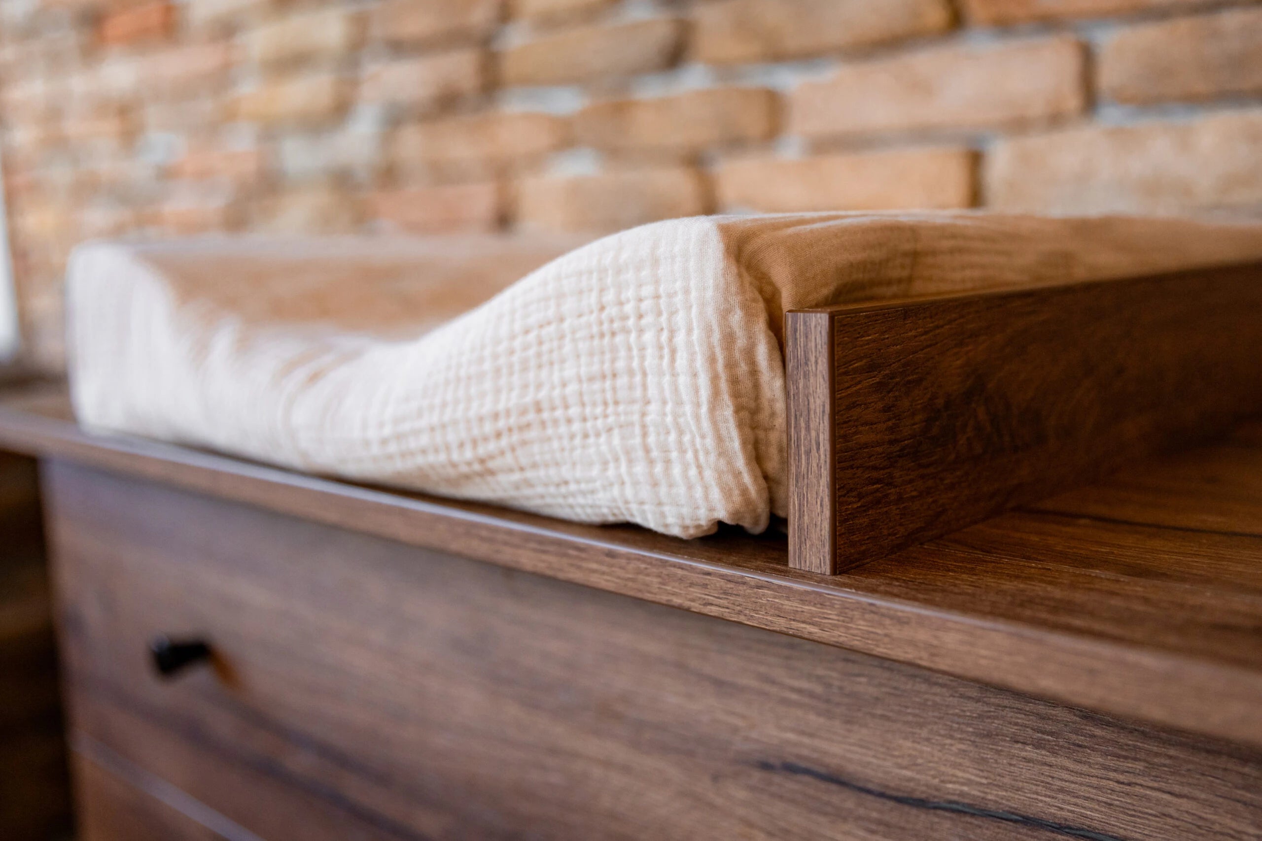 Faktum comoda NEST 86x48x92 cm Walnut