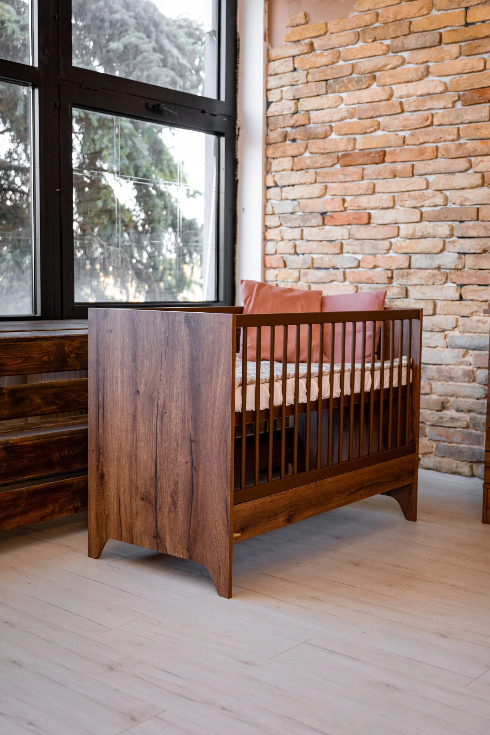 Faktum patut din lemn transformabil NEST 120x60 cm Walnut