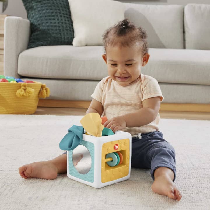 Fisher Price jucarie educativa Cutie de batise 3m+