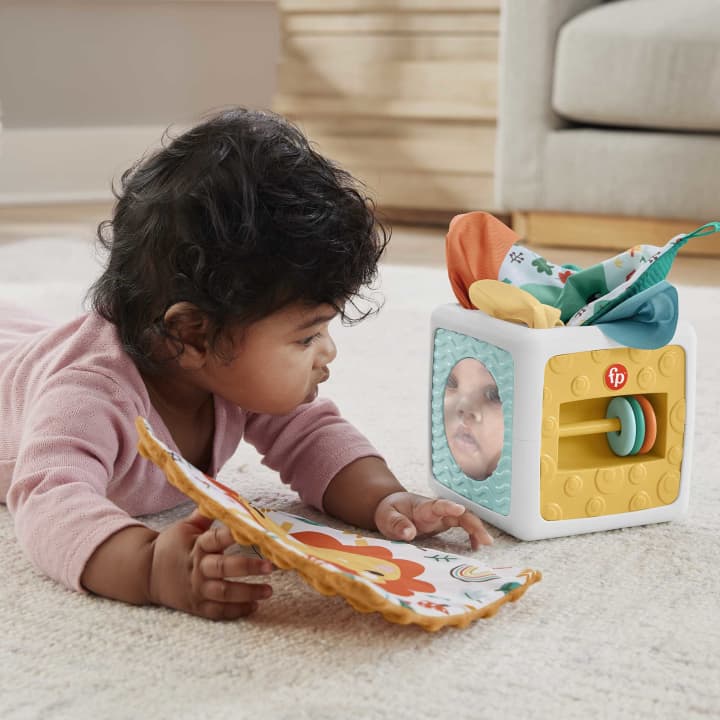 Fisher Price jucarie educativa Cutie de batise 3m+