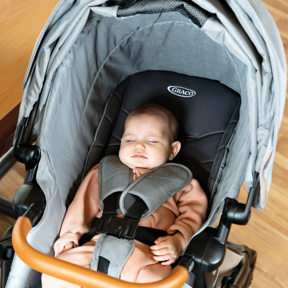 Graco carucior 3in1 Near2Me pentru 0m+
