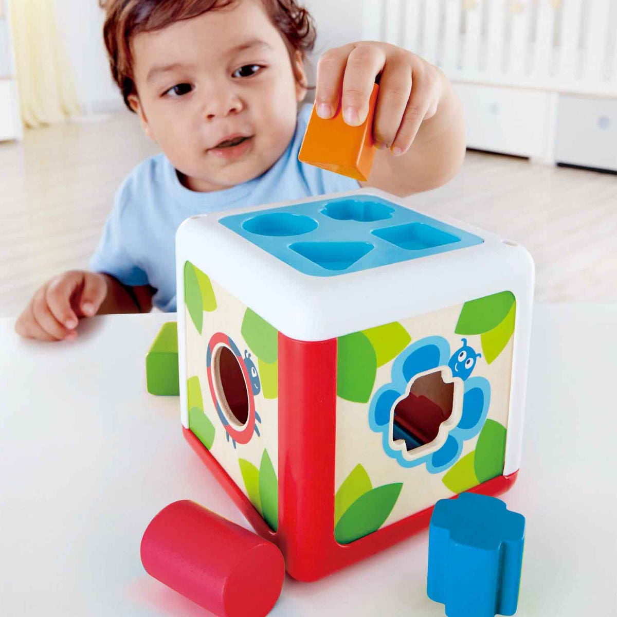 Hape jucarie Cutiuta sortare forme 12m+