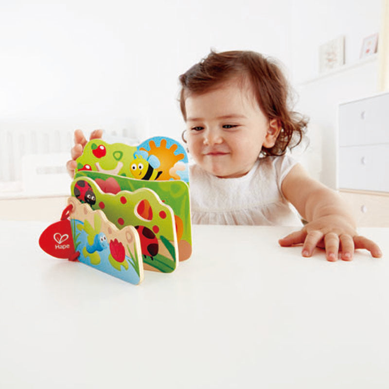 Hape jucarie lemn carticica 10m+ Albinuta 