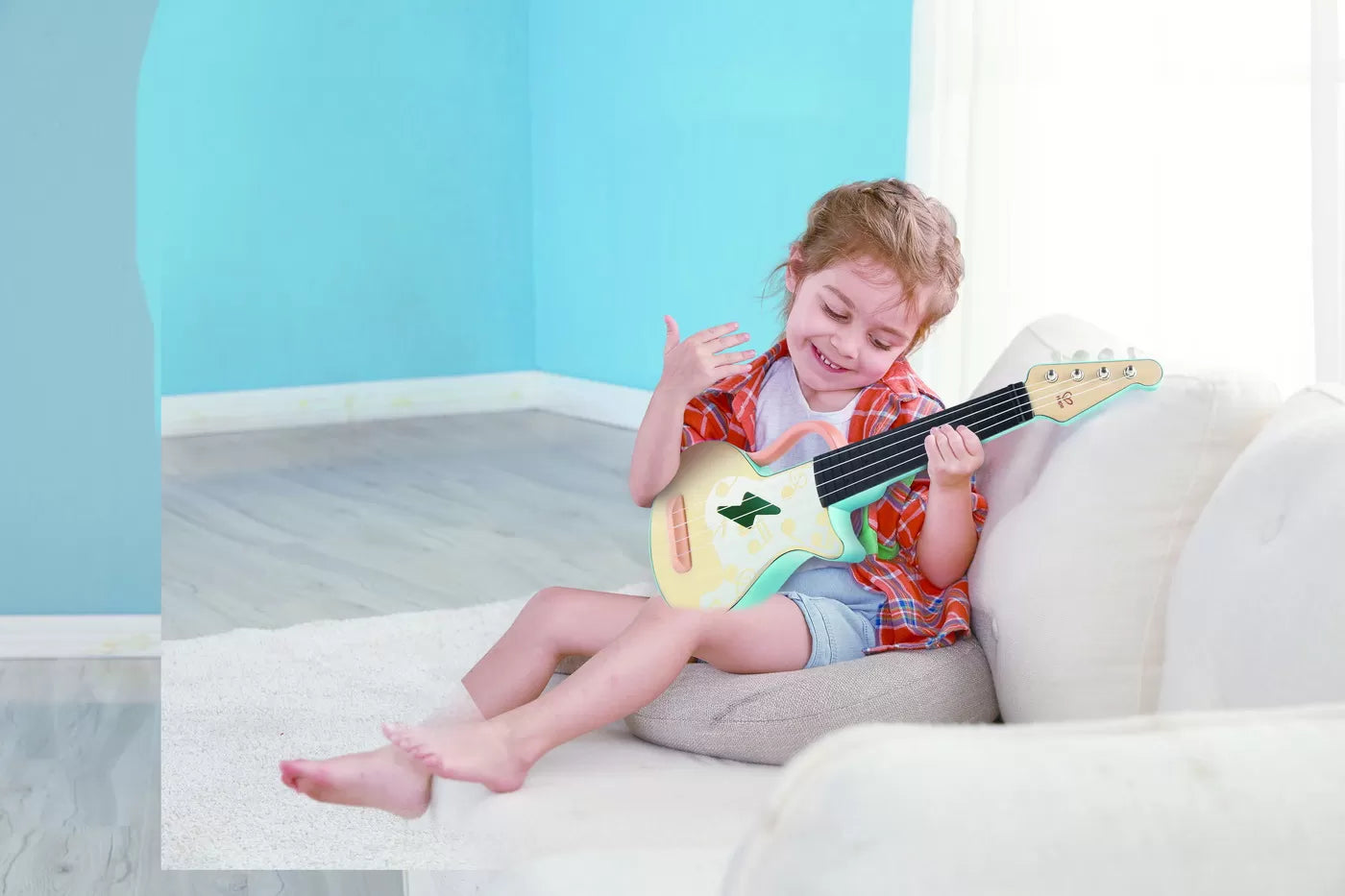 Hape jucarie muzicala Chitara Ukulele 3 ani+
