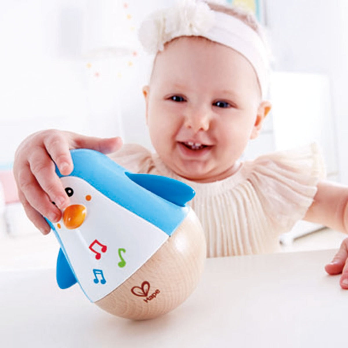 Hape jucarie Pinguin muzical hopa mitica 6m+