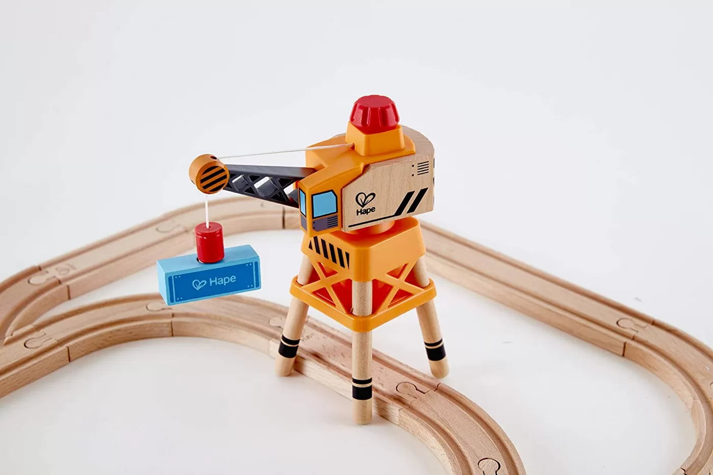 Hape jucarie Tren de marfa cu macara 3 ani+