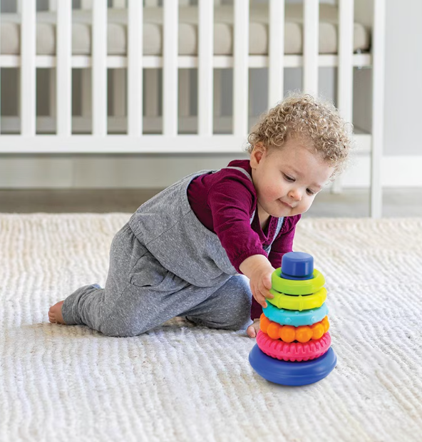 Infantino piramida discuri senzoriale Rock 'N Stack 6m+